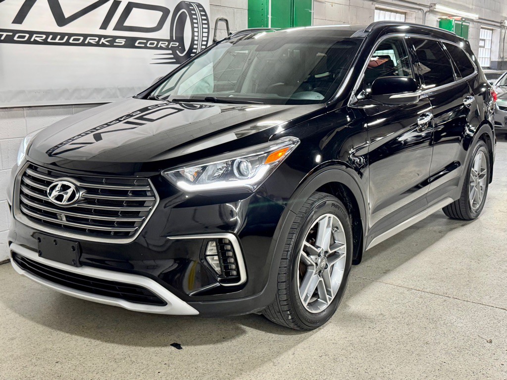 2017 Hyundai Santa Fe Image 11