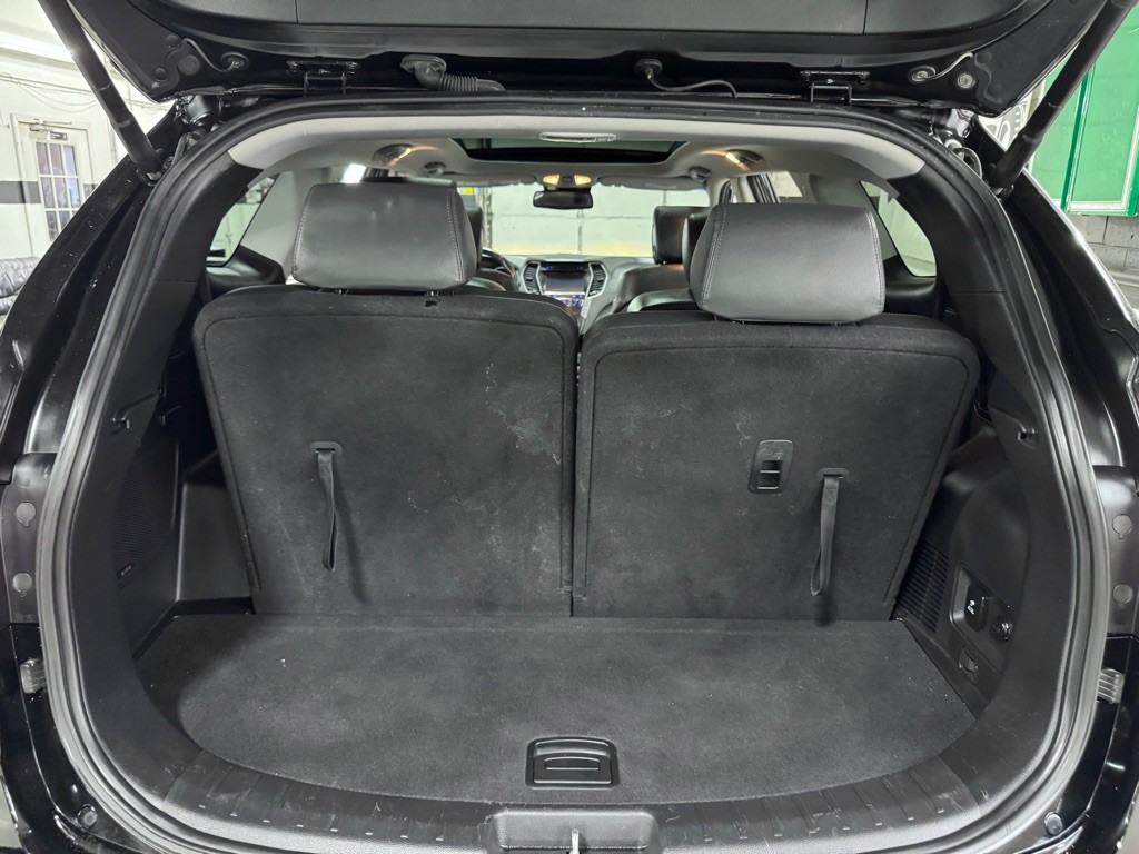 2017 Hyundai Santa Fe Image 26