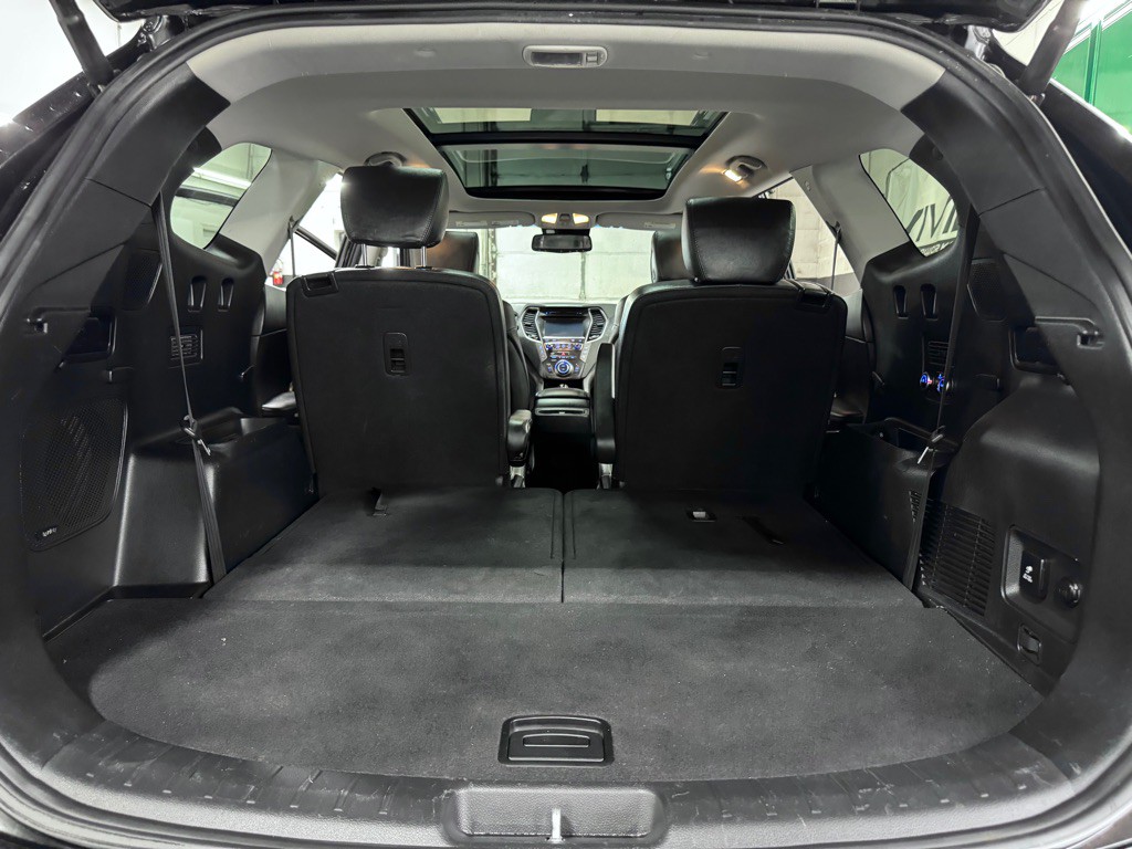 2017 Hyundai Santa Fe Image 27