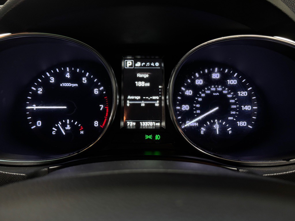 2017 Hyundai Santa Fe Image 29