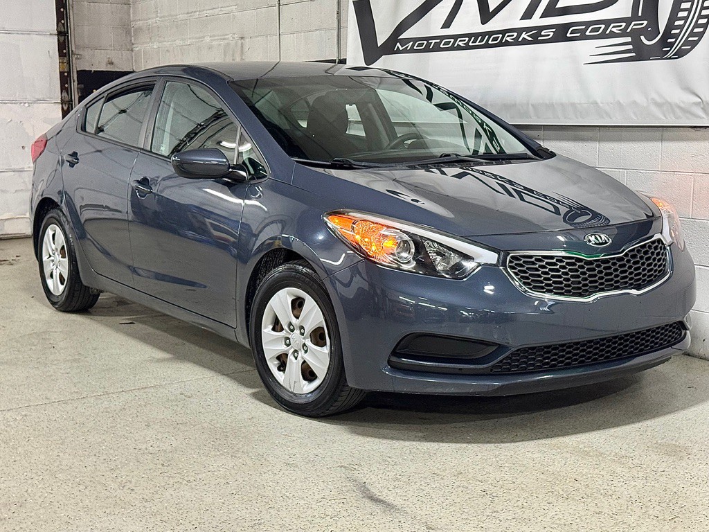 2016 Kia Forte Image 2