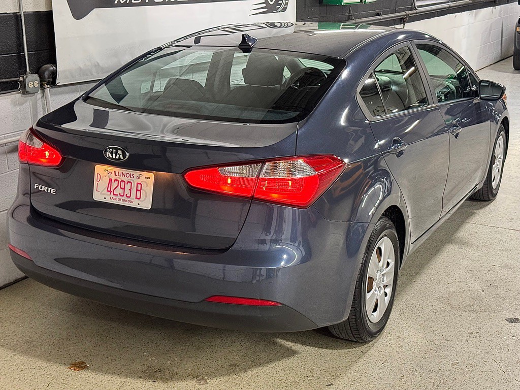 2016 Kia Forte Image 10