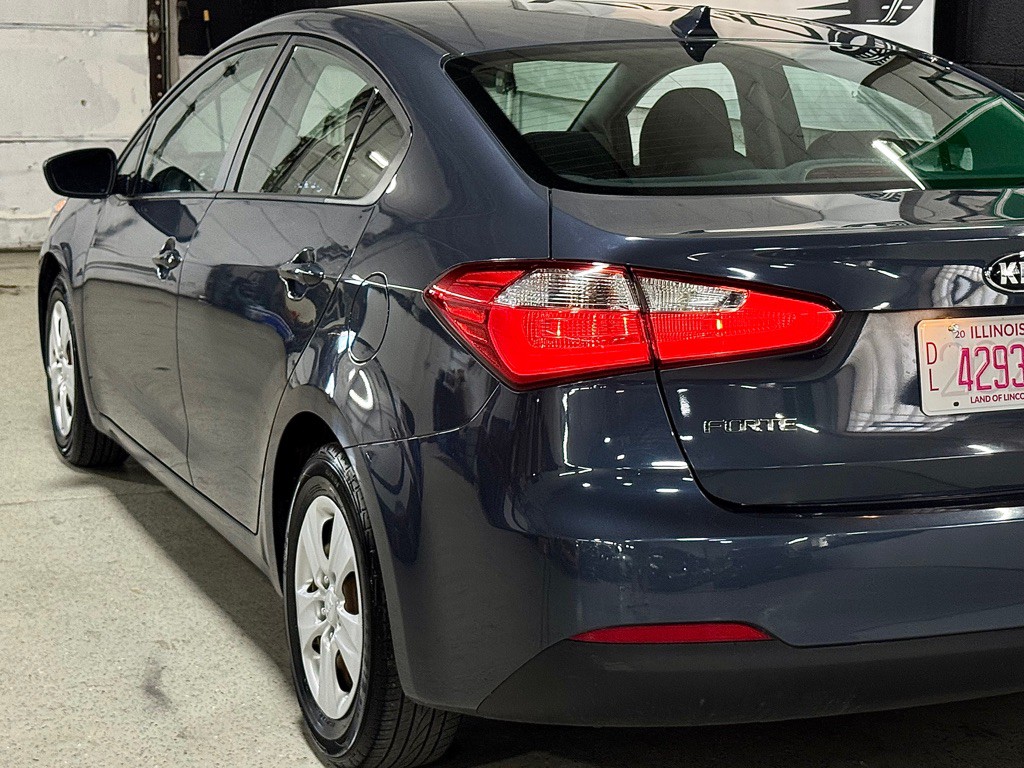 2016 Kia Forte Image 15