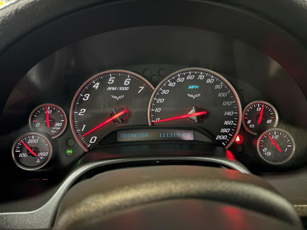 2005 Chevrolet Corvette Image 12