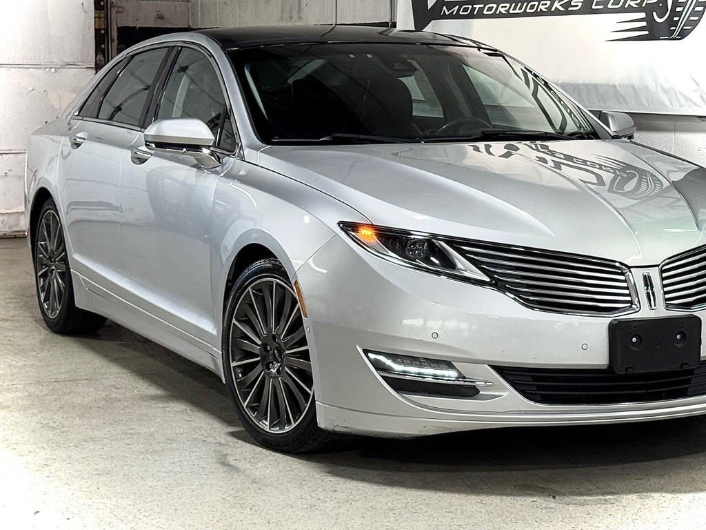 2013 Lincoln MKZ Image 3