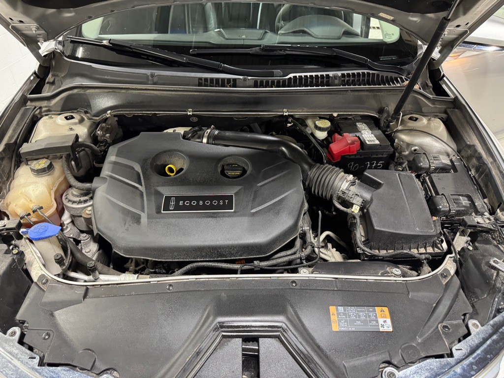 2013 Lincoln MKZ Image 25