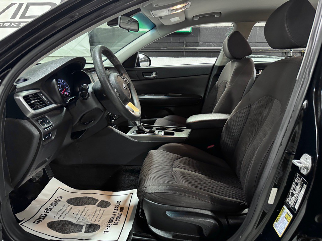 2019 Kia Optima Image 17
