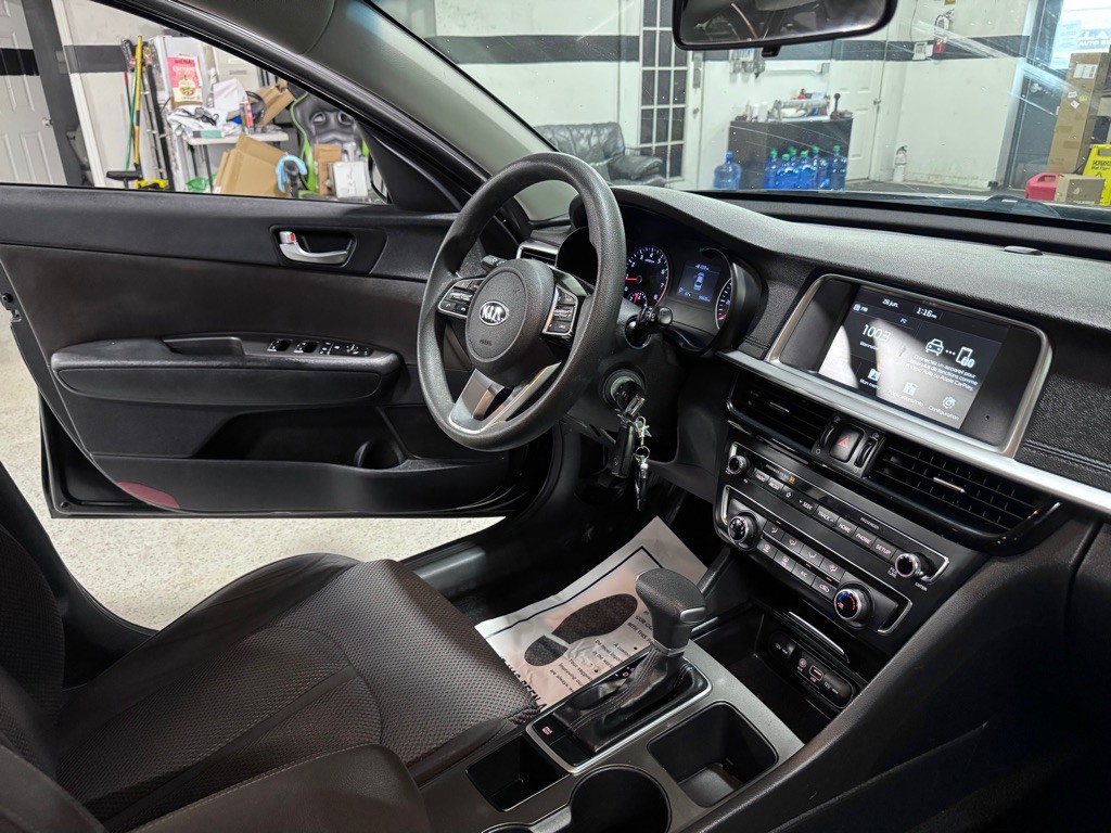 2019 Kia Optima Image 18