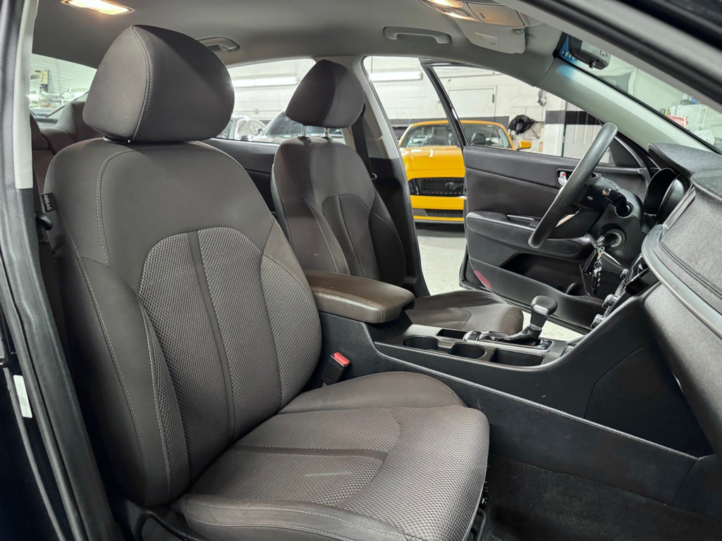 2019 Kia Optima Image 21