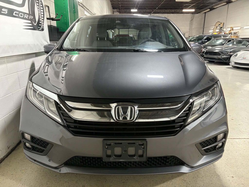 2018 Honda Odyssey Image 2