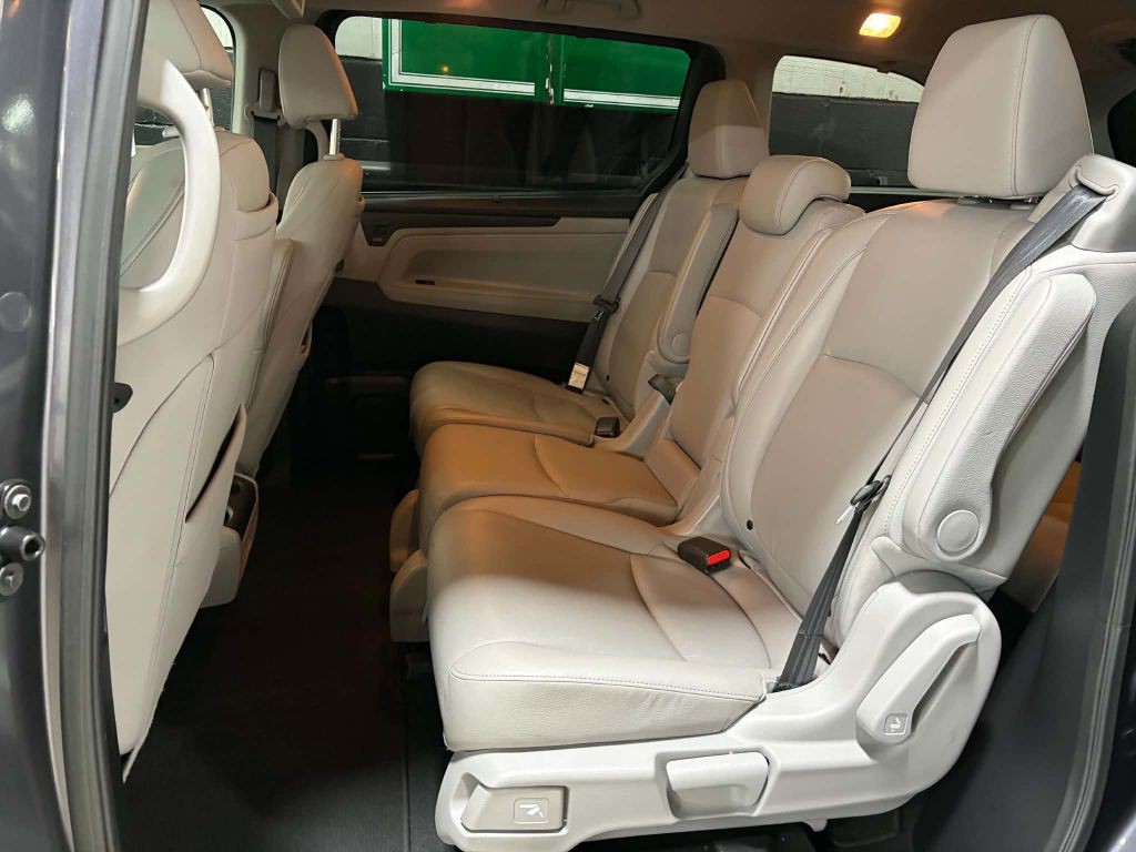 2018 Honda Odyssey Image 16