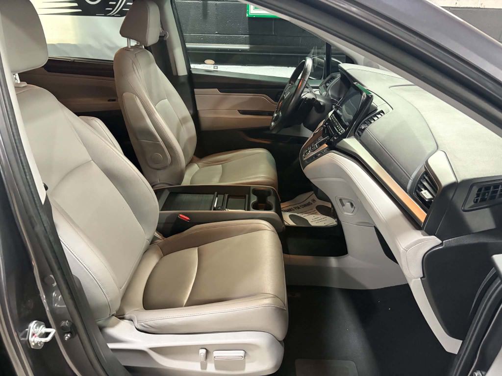 2018 Honda Odyssey Image 18