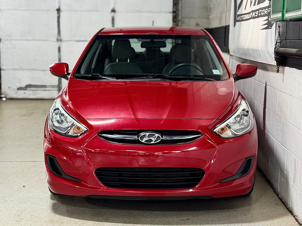 2015 Hyundai Accent Image 6