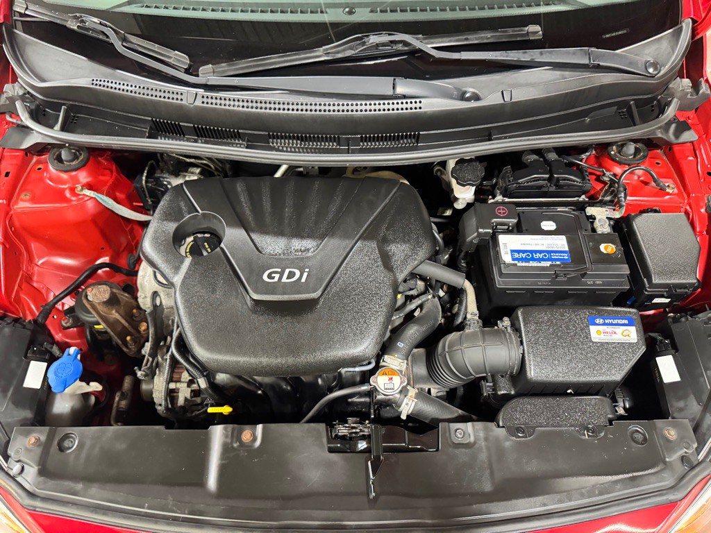 2015 Hyundai Accent Image 26