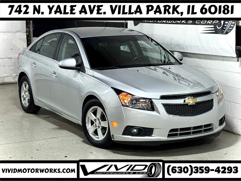 2012 Chevrolet Cruze Image 1