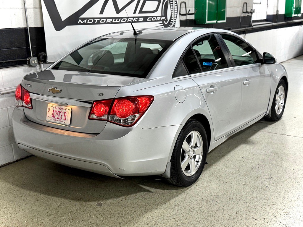 2012 Chevrolet Cruze Image 8
