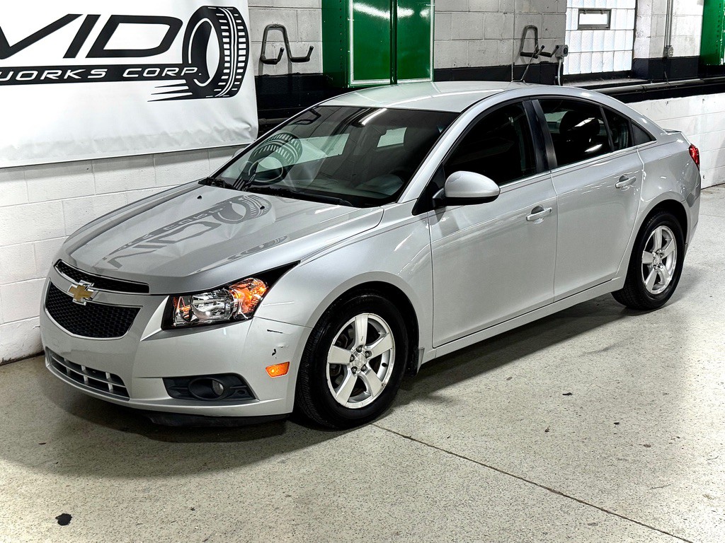 2012 Chevrolet Cruze Image 10