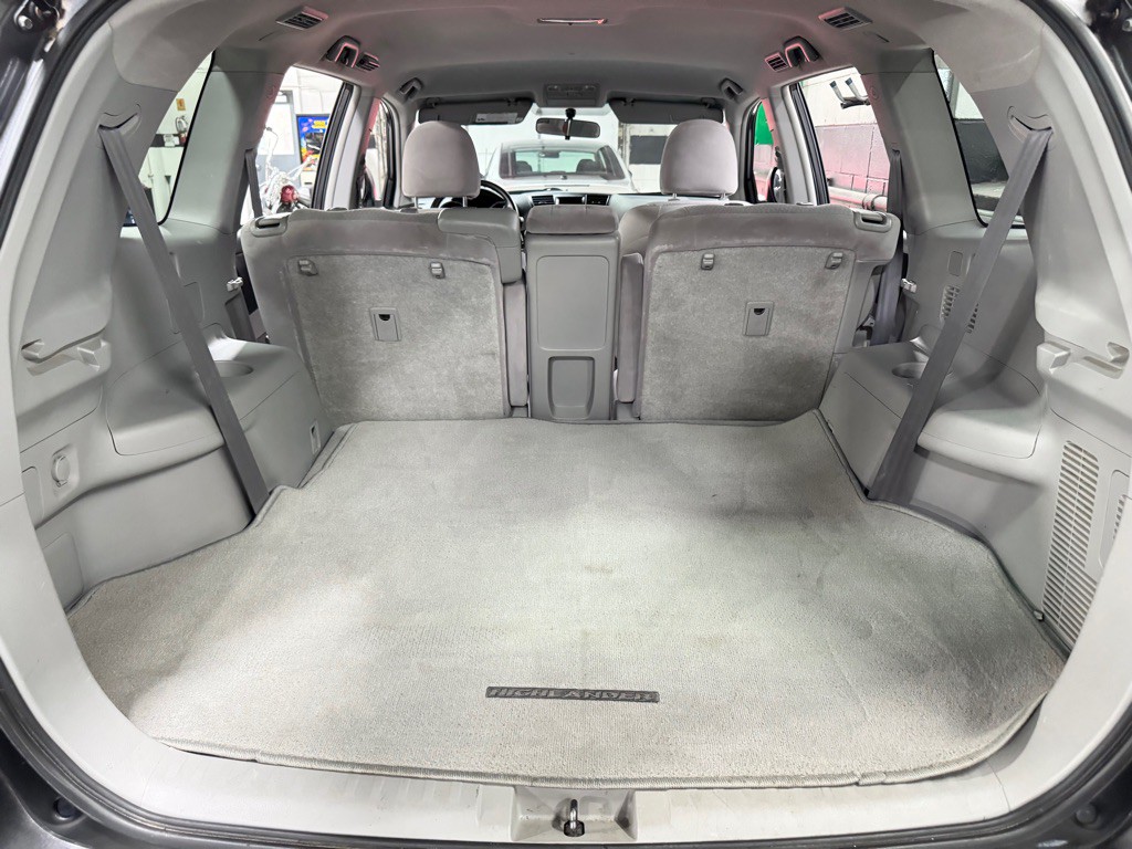 2009 Toyota Highlander Image 28
