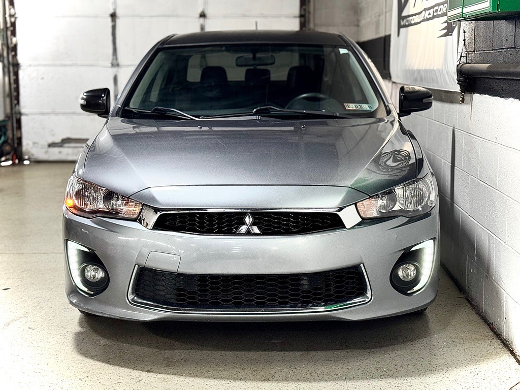 2017 Mitsubishi Lancer Image 6