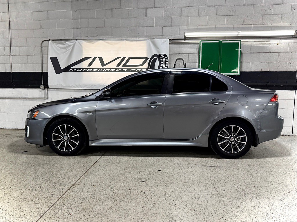 2017 Mitsubishi Lancer Image 12