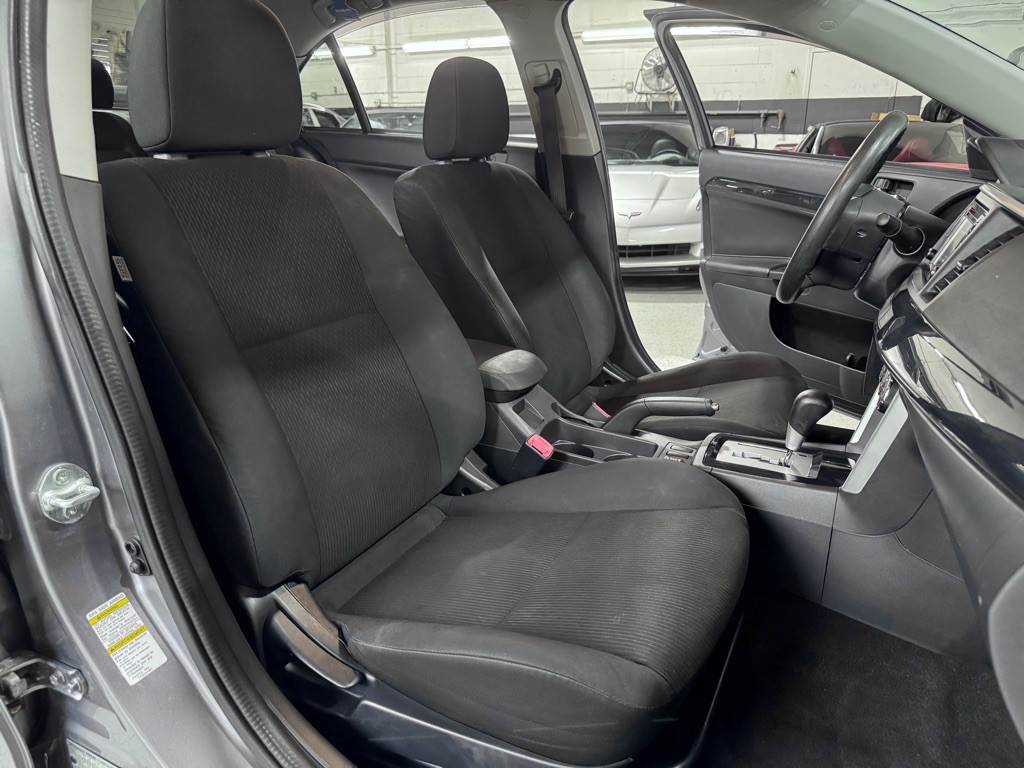 2017 Mitsubishi Lancer Image 22