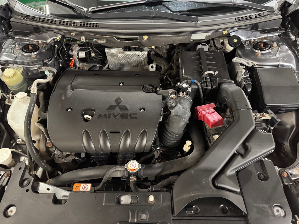 2017 Mitsubishi Lancer Image 25