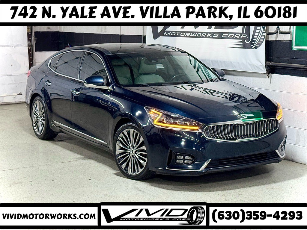 2017 Kia Cadenza Image 1