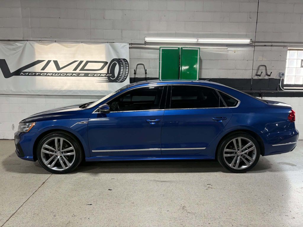 2017 Volkswagen Passat Image 9