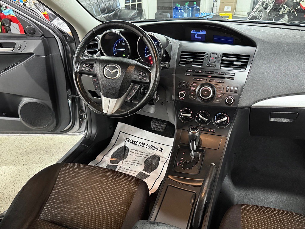 2012 Mazda Mazda3 Image 21
