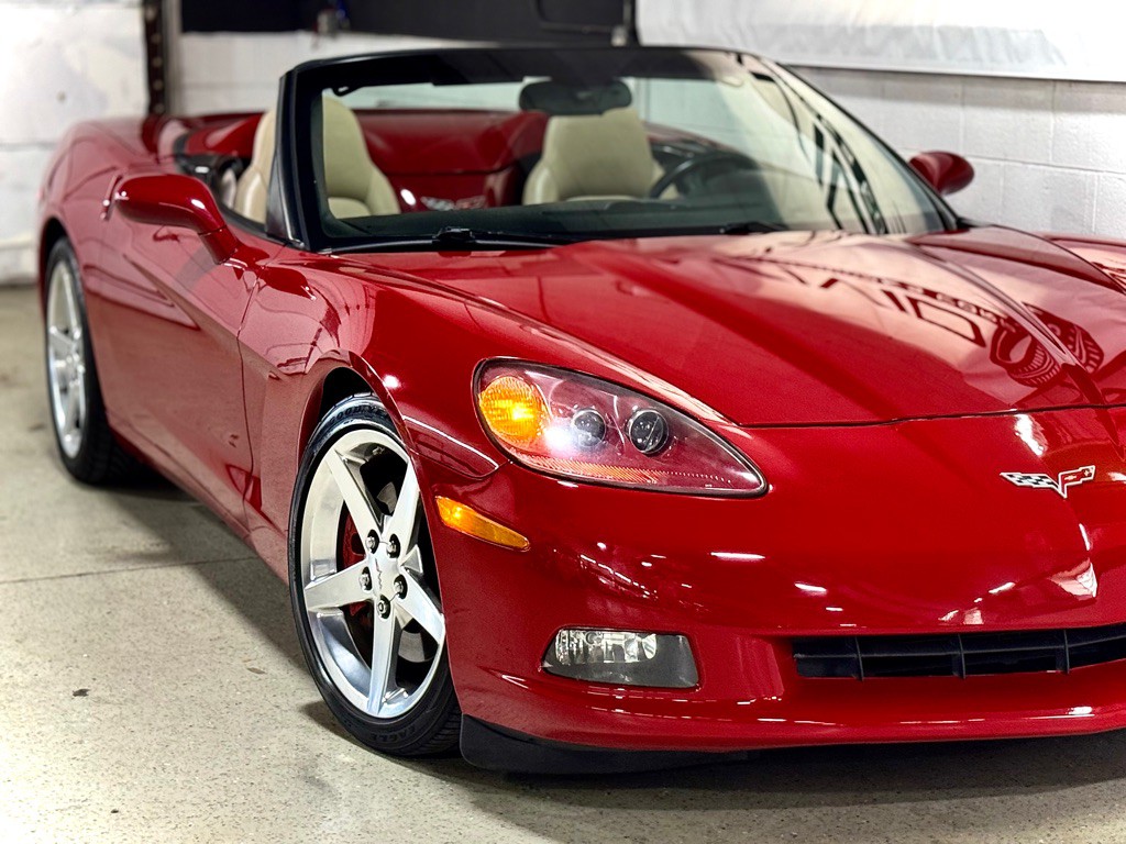 2005 Chevrolet Corvette Image 4