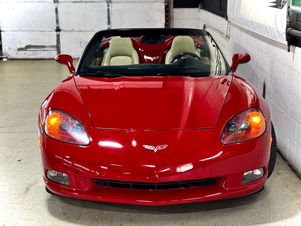 2005 Chevrolet Corvette Image 7