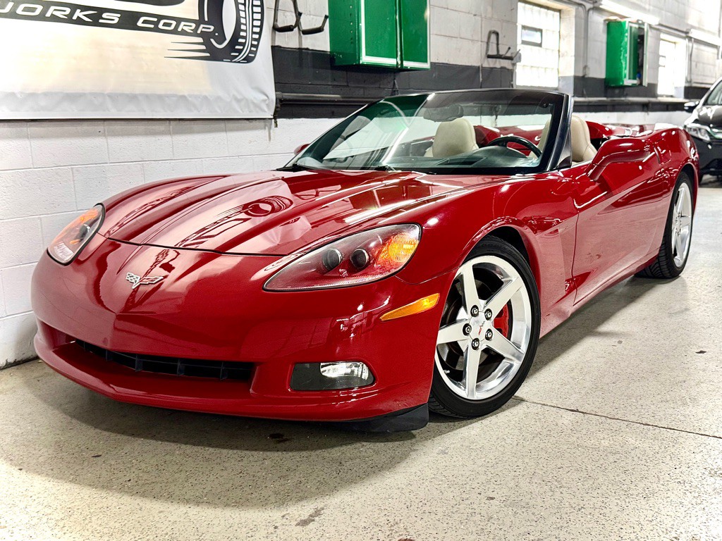2005 Chevrolet Corvette Image 16