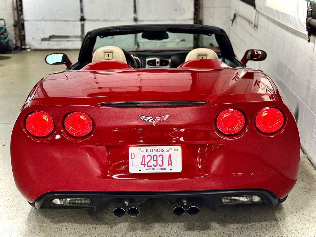 2005 Chevrolet Corvette Image 26