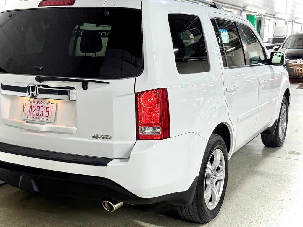 2015 Honda Pilot Image 9
