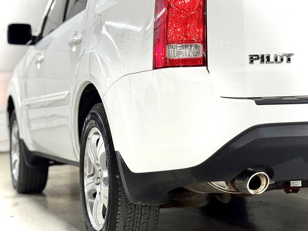 2015 Honda Pilot Image 16