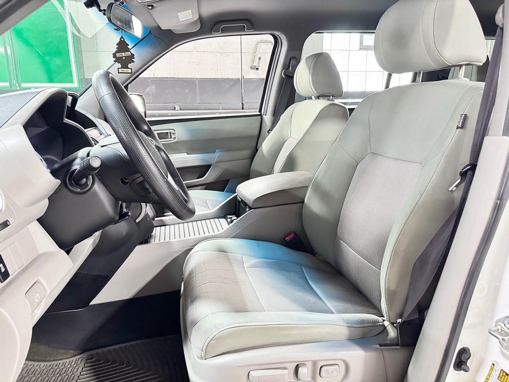 2015 Honda Pilot Image 18