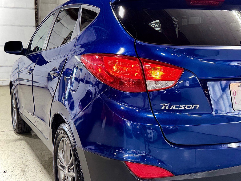 2015 Hyundai Tucson Image 16