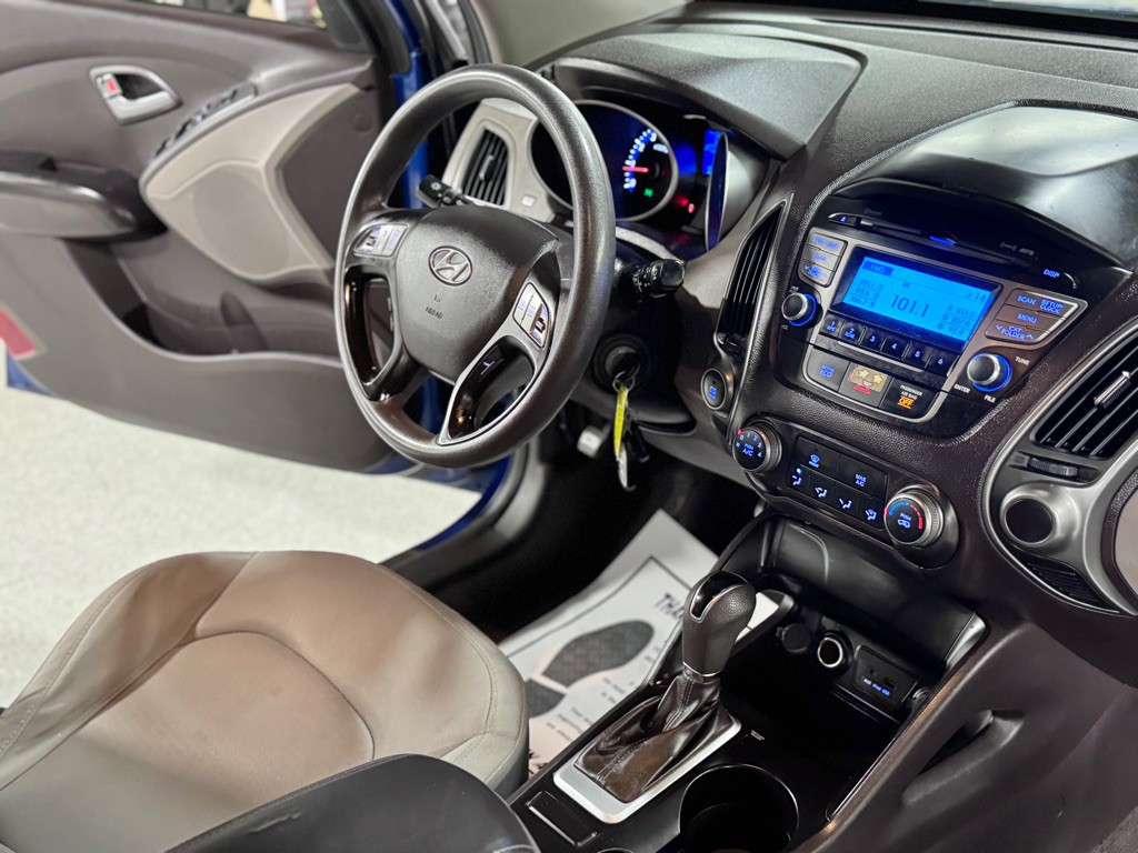 2015 Hyundai Tucson Image 21