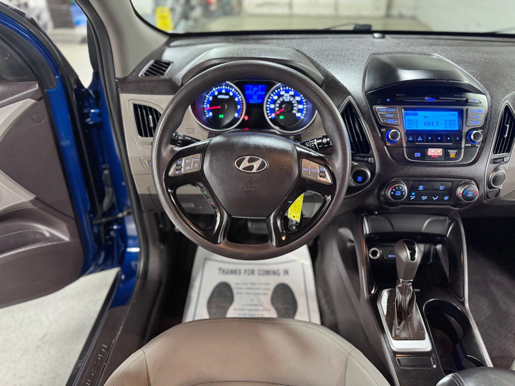 2015 Hyundai Tucson Image 22