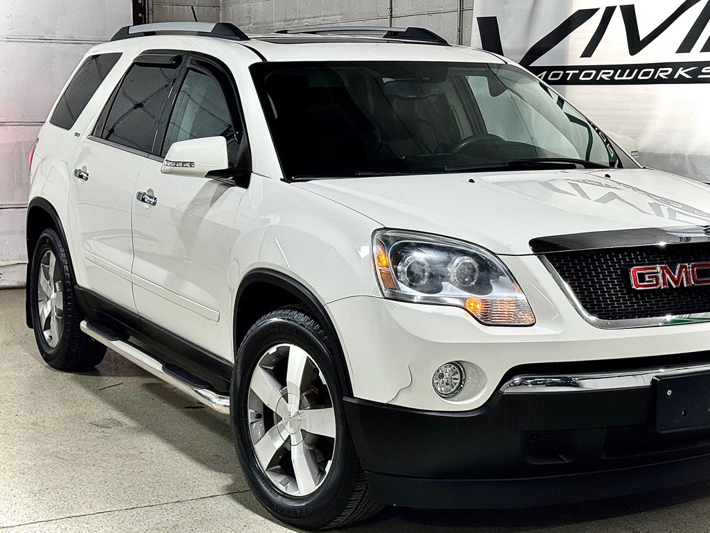 2012 GMC Acadia Image 2