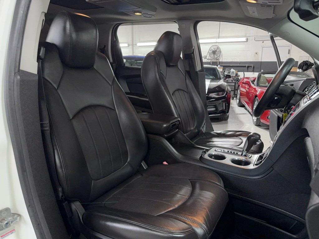 2012 GMC Acadia Image 18