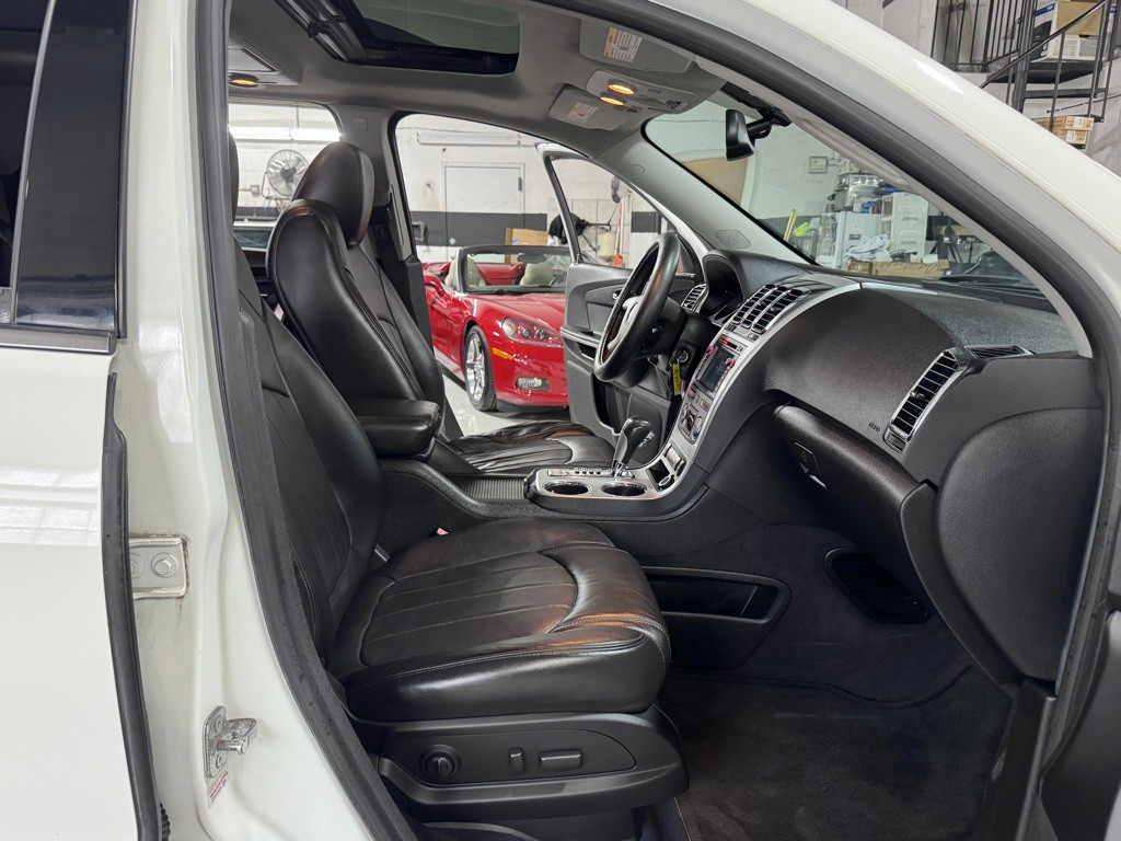2012 GMC Acadia Image 19