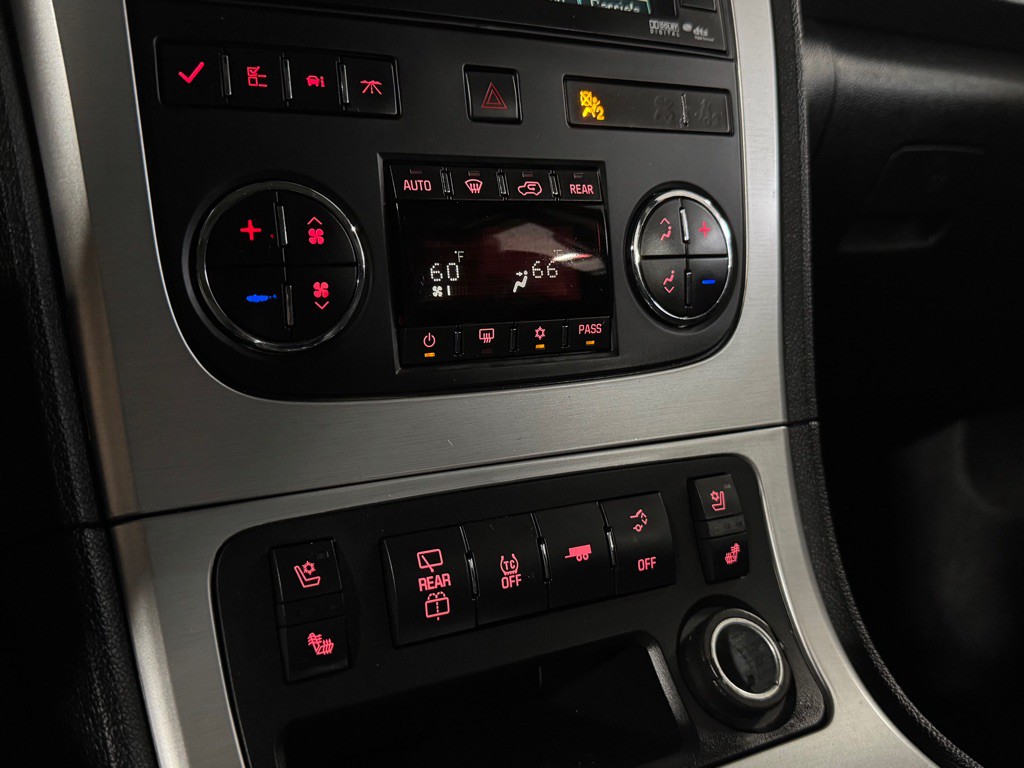 2012 GMC Acadia Image 26