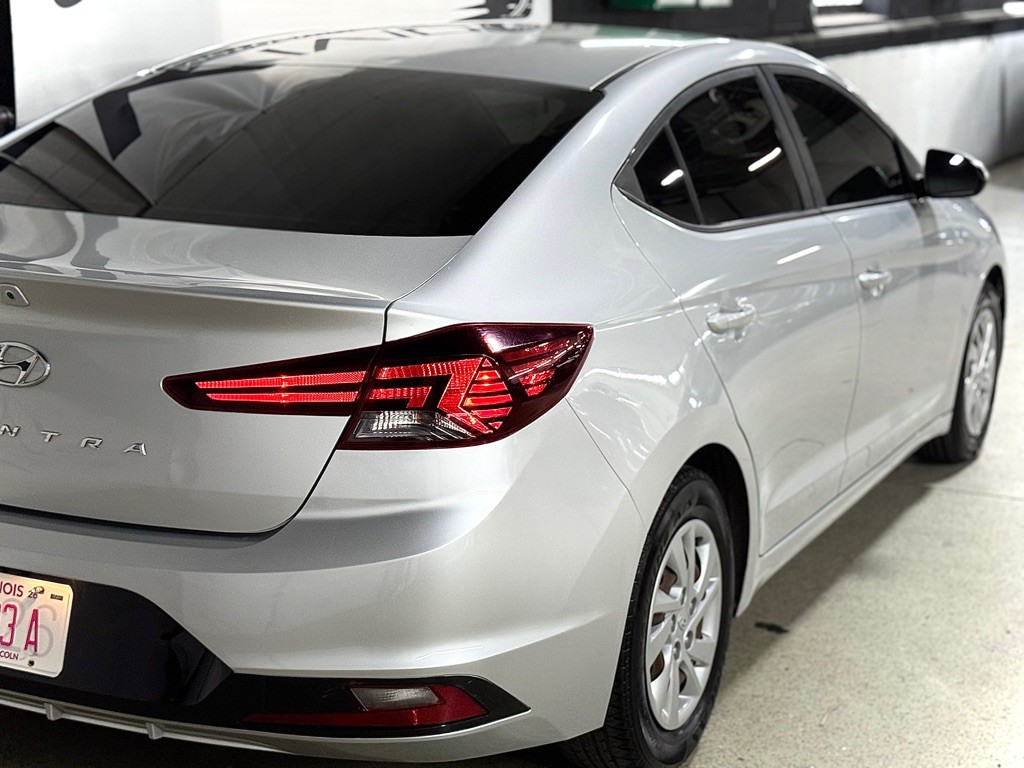 2020 Hyundai Elantra Image 10