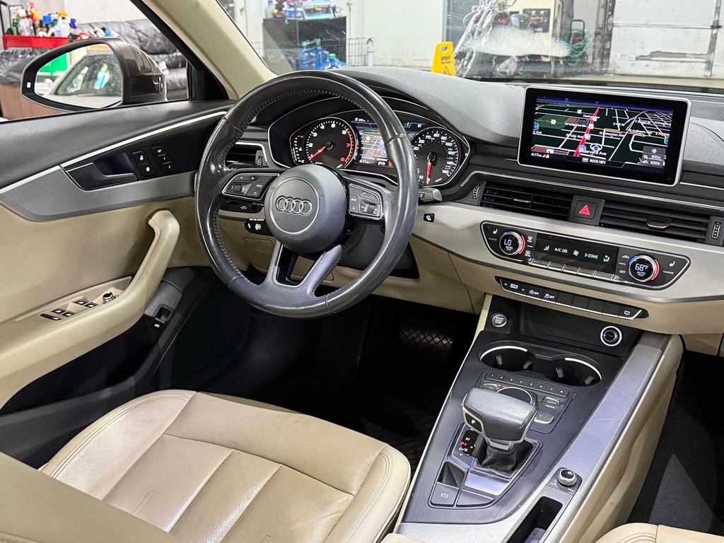 2017 Audi A4 Image 22
