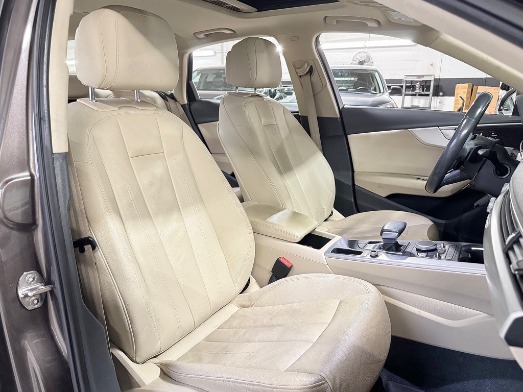 2017 Audi A4 Image 24