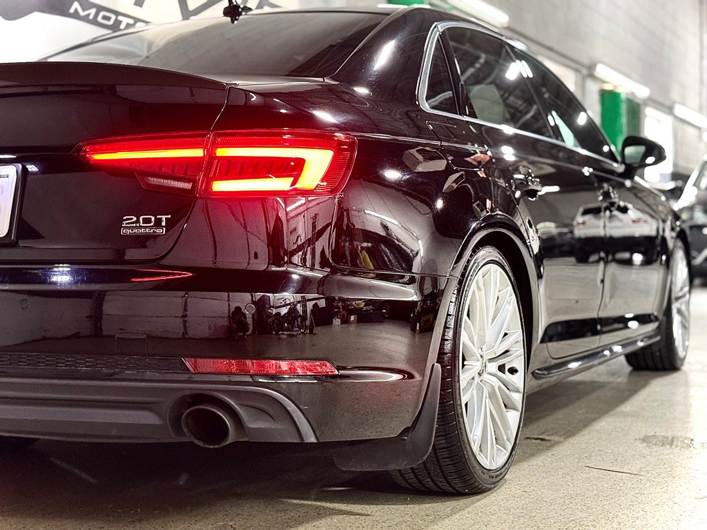 2017 Audi A4 Image 10