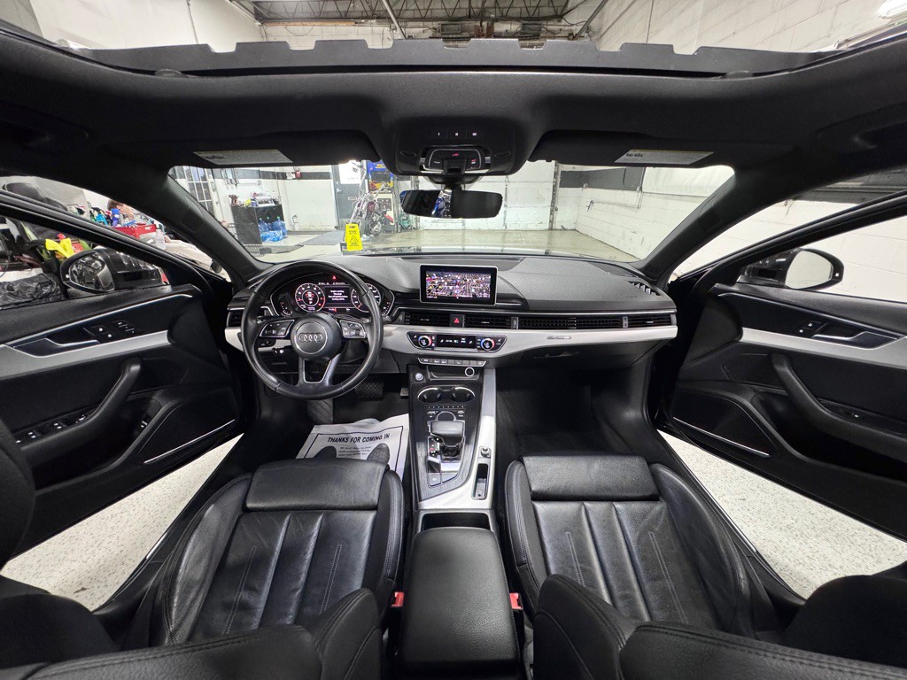 2017 Audi A4 Image 23