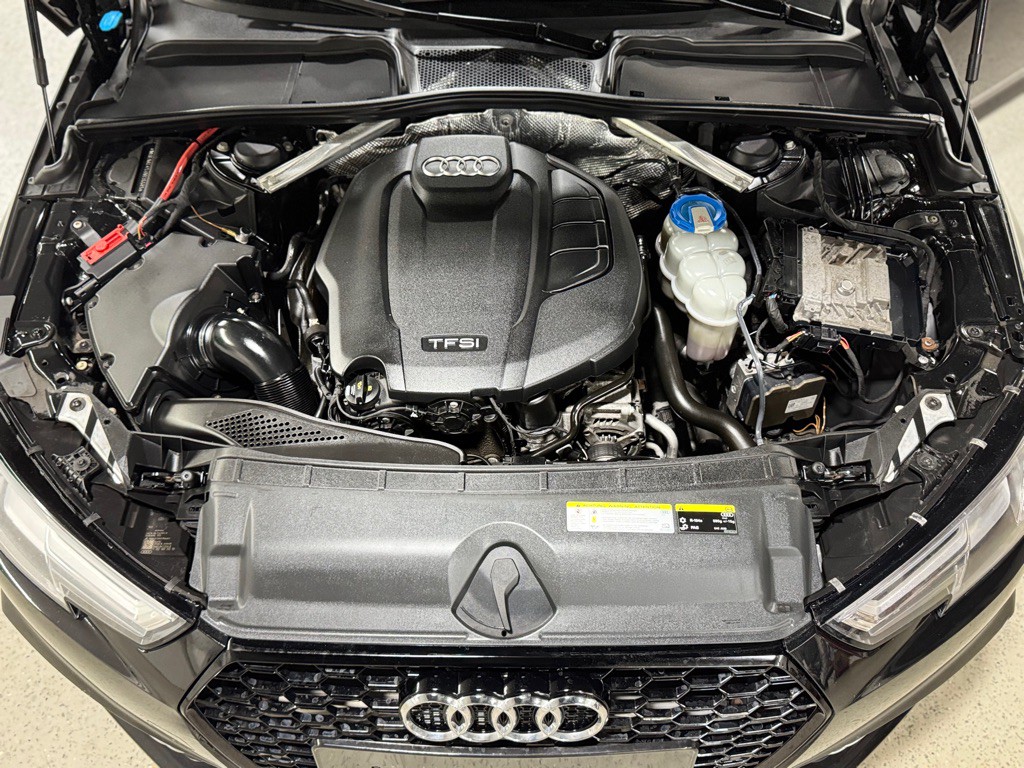 2017 Audi A4 Image 31