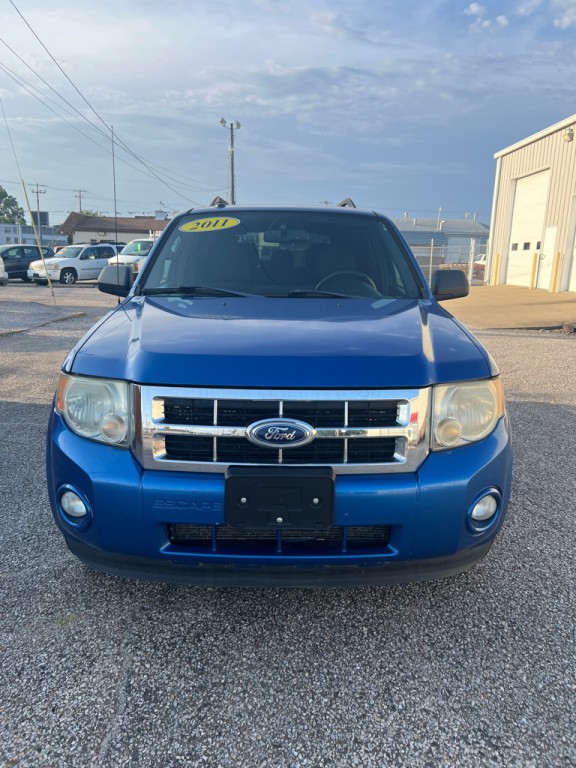 2011 Ford Escape Image 2